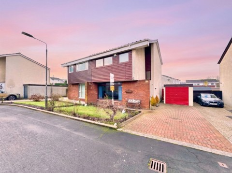 View Full Details for 35 Lochy Place, Erskine, Renfrewshire, PA8 6AY, UK