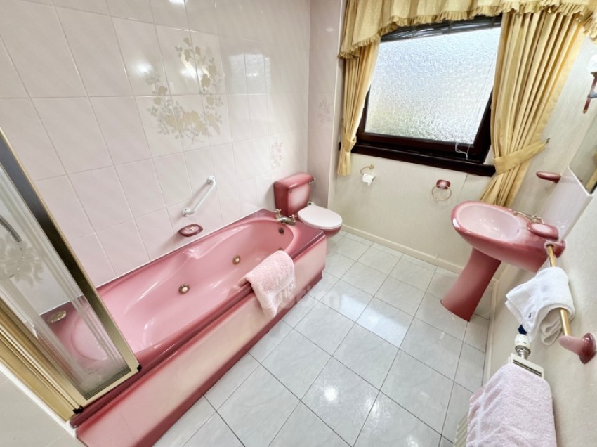 Images for 35 Lochy Place, Erskine, Renfrewshire, PA8 6AY, UK