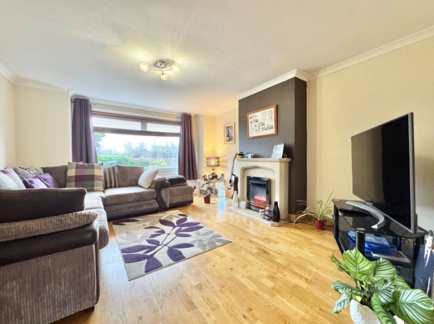 Images for 30 Crummock Gardens, Beith, Ayrshire, KA15 2HD, UK