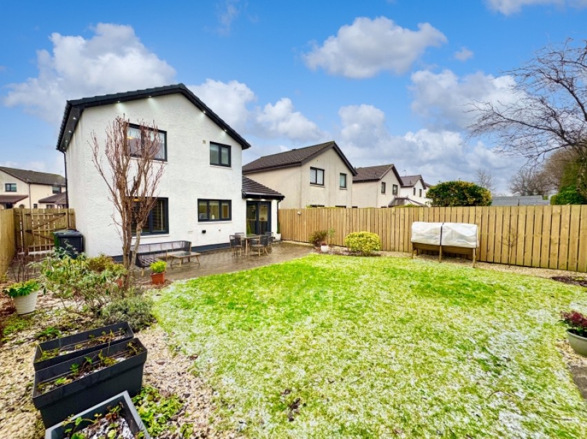 Images for 10 Broomlands Crescent, Erskine, Renfrewshire, PA8 7BN, UK