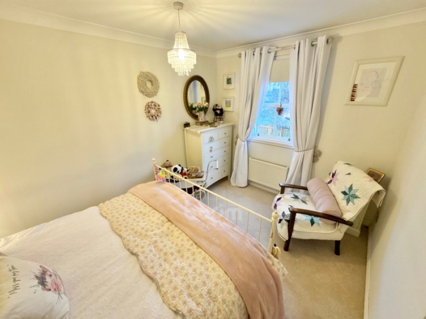 Images for 52 Main Street, Lochwinnoch, Renfrewshire, PA12 4AJ, UK