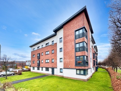 View Full Details for Flat 3/1 4 Mulberry Square, Renfrew, Renfrewshire, PA4 8AR, UK