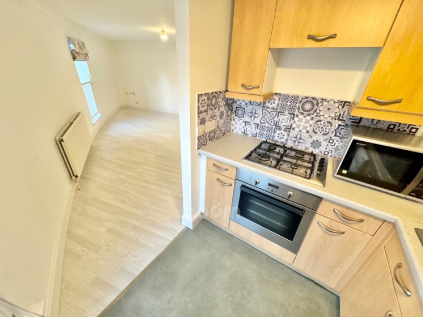 Images for 32 The Cross, Beith, Ayrshire, KA15 1BS, UK