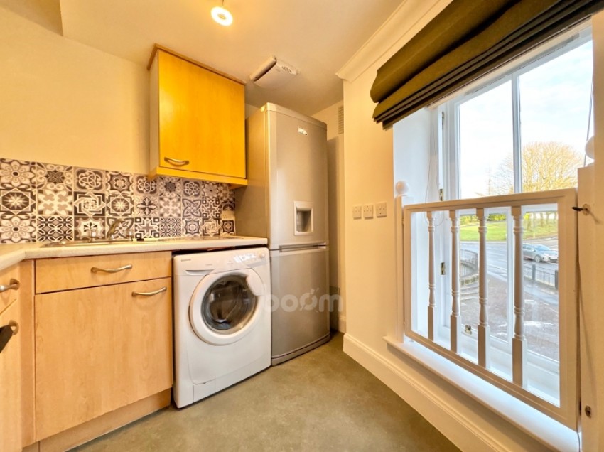 Images for 32 The Cross, Beith, Ayrshire, KA15 1BS, UK