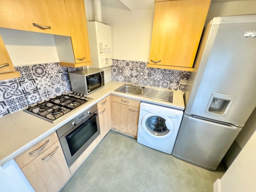 Images for 32 The Cross, Beith, Ayrshire, KA15 1BS, UK