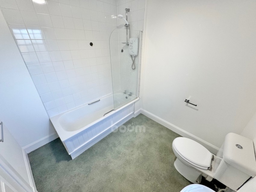 Images for 32 The Cross, Beith, Ayrshire, KA15 1BS, UK