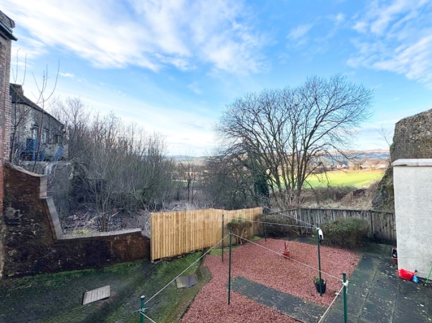 Images for 32 The Cross, Beith, Ayrshire, KA15 1BS, UK