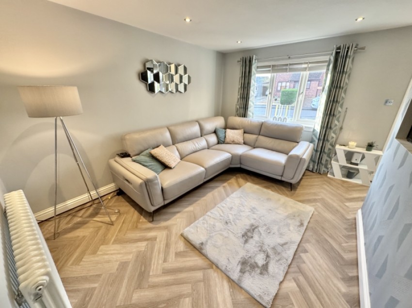 Images for 15 Merlinford Drive, Renfrew, Renfrewshire, PA4 8XP, UK