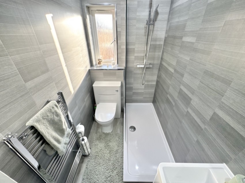 Images for 15 Merlinford Drive, Renfrew, Renfrewshire, PA4 8XP, UK