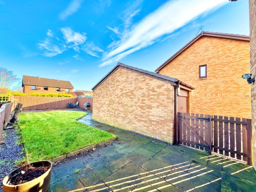 Images for 15 Merlinford Drive, Renfrew, Renfrewshire, PA4 8XP, UK