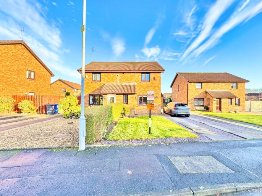 Images for 15 Merlinford Drive, Renfrew, Renfrewshire, PA4 8XP, UK