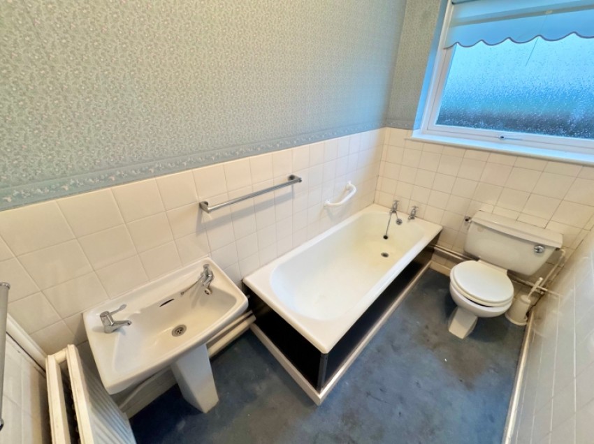 Images for 55 Lomond Crescent, Beith, Ayrshire, KA15 2EB, UK