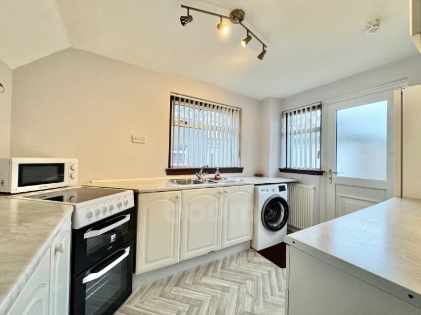 Images for 19 Crummock Gardens, Beith, Ayrshire, KA15 2HD, UK