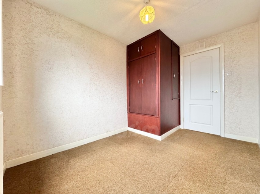 Images for 19 Crummock Gardens, Beith, Ayrshire, KA15 2HD, UK