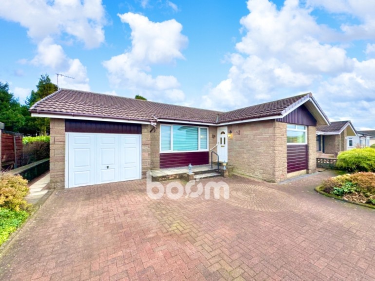 12 Craigends Road, Glengarnock, Beith, Ayrshire, KA14 3AE, UK