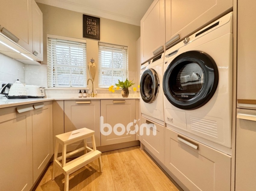 Images for 4 Gleddoch Wynd, Langbank, Port Glasgow, Renfrewshire, PA14 6XZ, UK