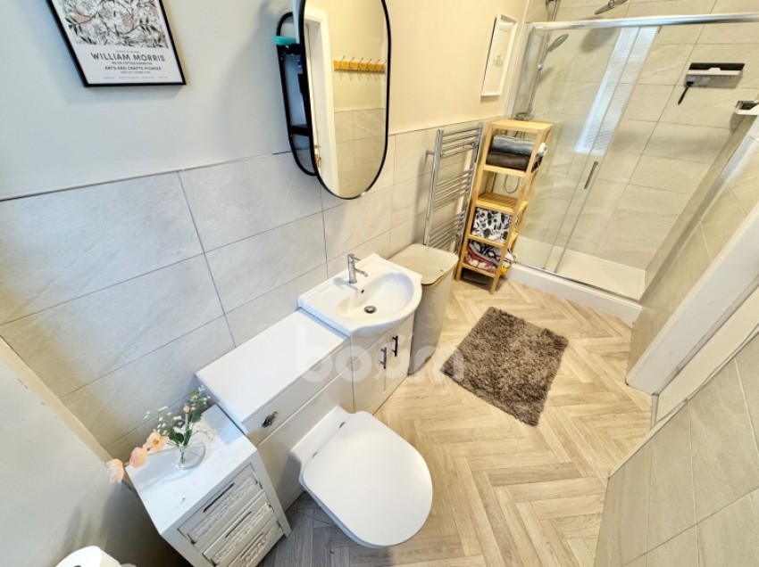 Images for 104/2 Glasgow Road, Paisley, Renfrewshire, PA1 3NU, UK