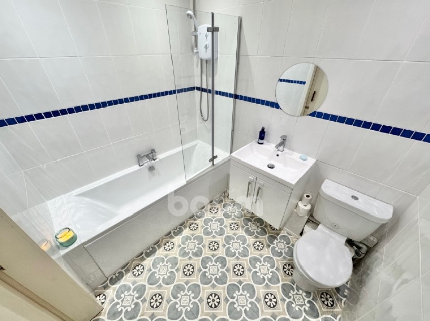 Images for 104/2 Glasgow Road, Paisley, Renfrewshire, PA1 3NU, UK
