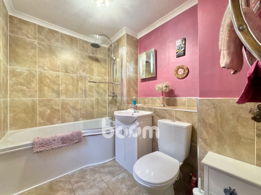 Images for 55 Garnie Avenue, Erskine, Renfrewshire, PA8 7BE, UK