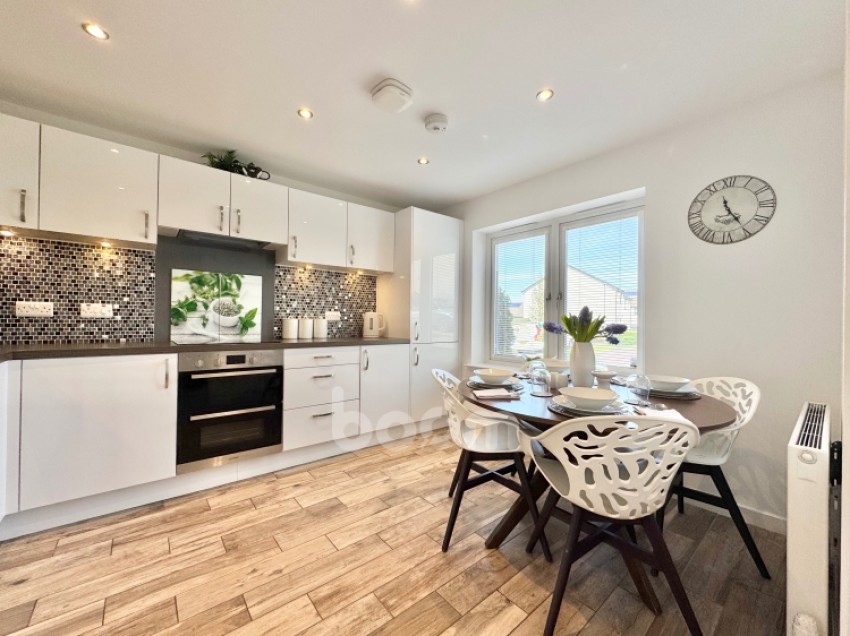 Images for 15 Auldlea Gardens, Beith, Ayrshire, KA15 2EP, UK