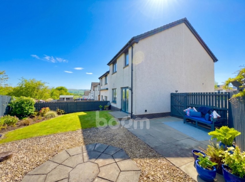 Images for 15 Auldlea Gardens, Beith, Ayrshire, KA15 2EP, UK
