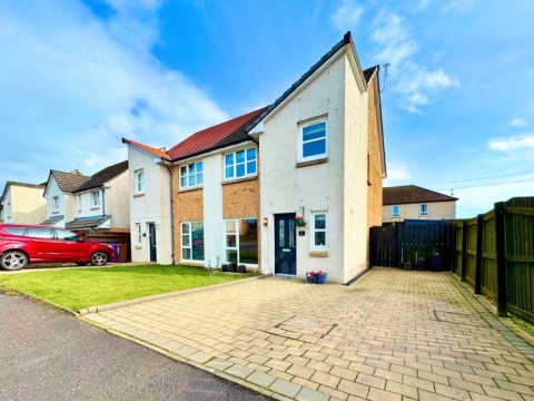 View Full Details for 16 Millbarr Grove, Barrmill, Beith, Ayrshire, KA15 1GA, UK