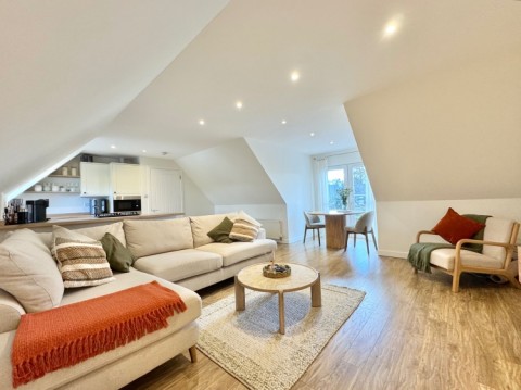 View Full Details for 21 Gilbert Sheddon Court, Stewarton, Kilmarnock, Ayrshire, KA3 5EG, UK