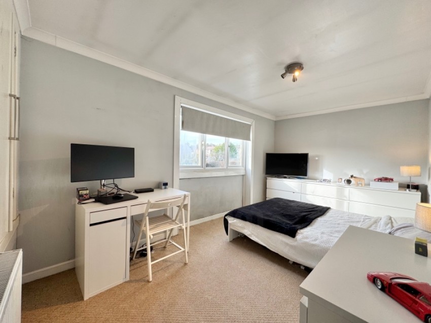 Images for 7 Holehouse Drive, Kilbirnie, Ayrshire, KA25 7BJ, UK