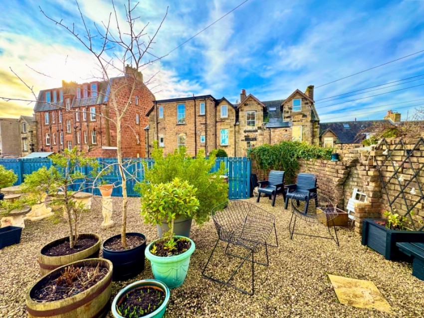 Images for 93e Main Road, Largs, Ayrshire, KA29 0AD, UK