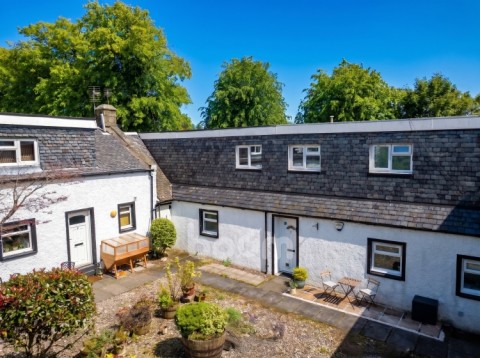 View Full Details for 5 Park Court, Beith, Ayrshire, KA15 2HJ, UK