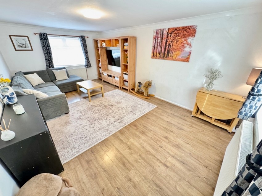 Images for 11 Blackthorn Avenue, Beith, Ayrshire, KA15 2AR, UK