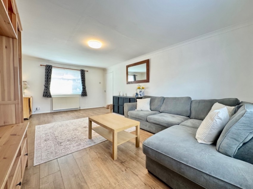 Images for 11 Blackthorn Avenue, Beith, Ayrshire, KA15 2AR, UK