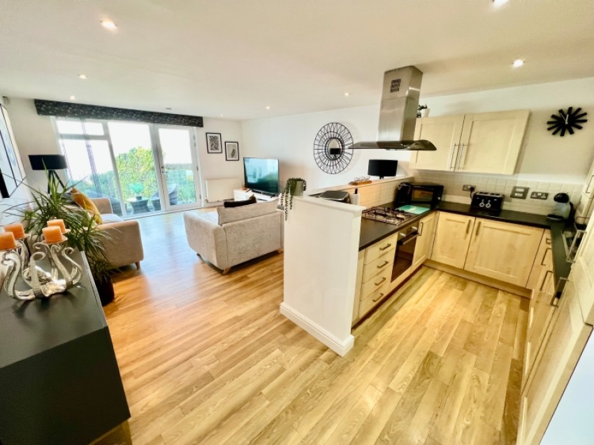 Images for 18 Chaseley Gardens, Skelmorlie, Ayrshire, PA17 5DQ, UK