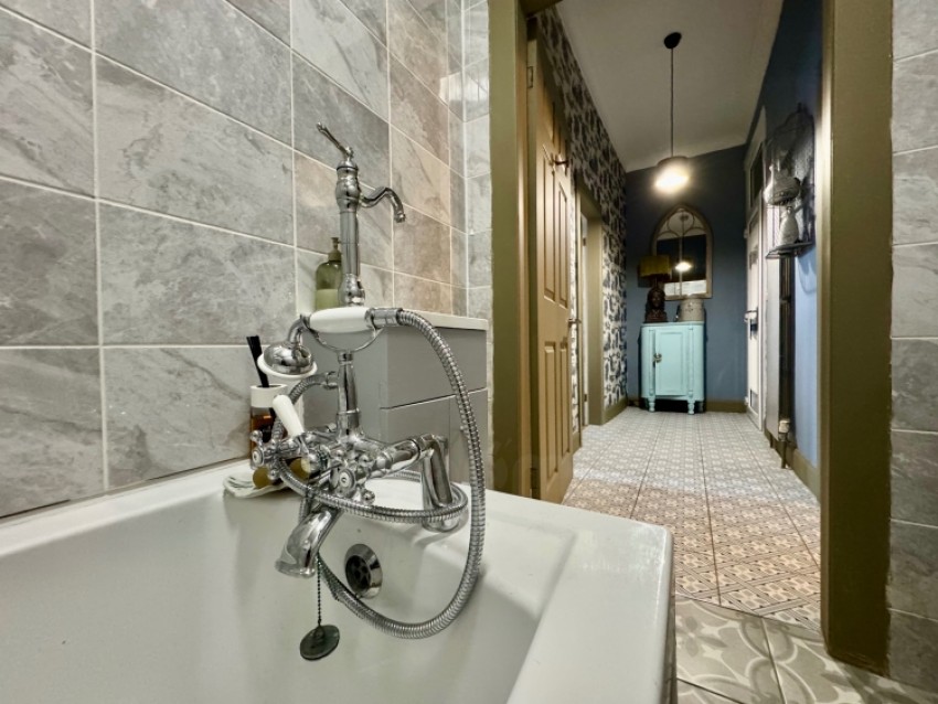 Images for 1/2 2 Co-Operative Buildings, Glengarnock, Beith, Ayrshire, KA14 3AS, UK