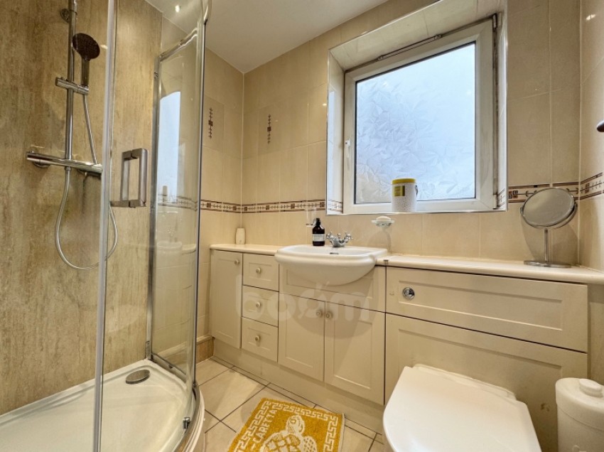 Images for 52 Robslee Road Thornliebank, Thornliebank, Glasgow, Lanarkshire, G46 7BX, UK