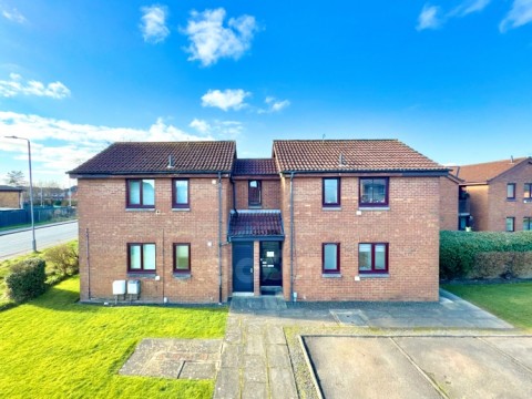 View Full Details for 40 Camps Crescent, Renfrew, Renfrewshire, PA4 0YR, UK