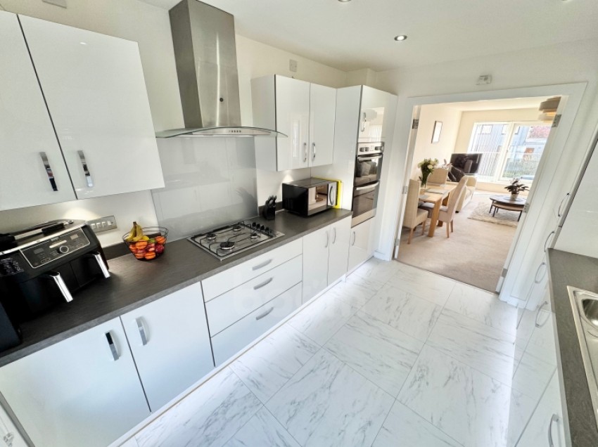 Images for 10 James McKechnie Avenue, Paisley, Renfrewshire, PA2 7FG, UK