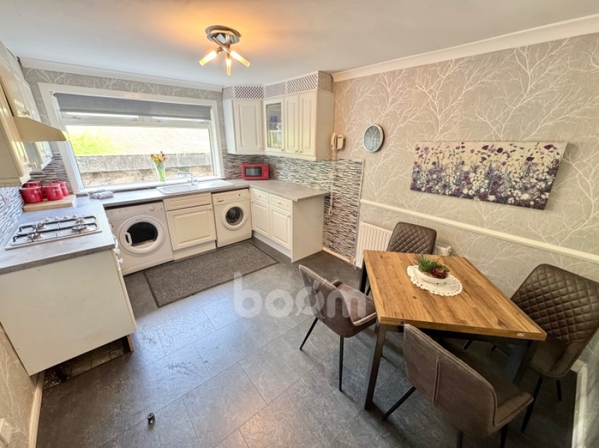 Images for 135 Sempill Avenue, Erskine, Renfrewshire, PA8 6DB, UK