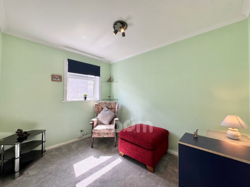 Images for 135 Sempill Avenue, Erskine, Renfrewshire, PA8 6DB, UK