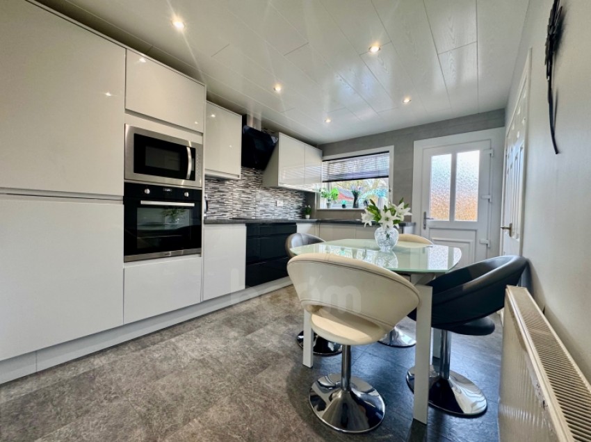 Images for 28 Chestnut Avenue, Beith, Ayrshire, KA15 1BD, UK