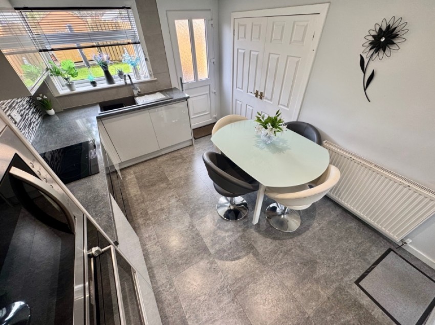 Images for 28 Chestnut Avenue, Beith, Ayrshire, KA15 1BD, UK