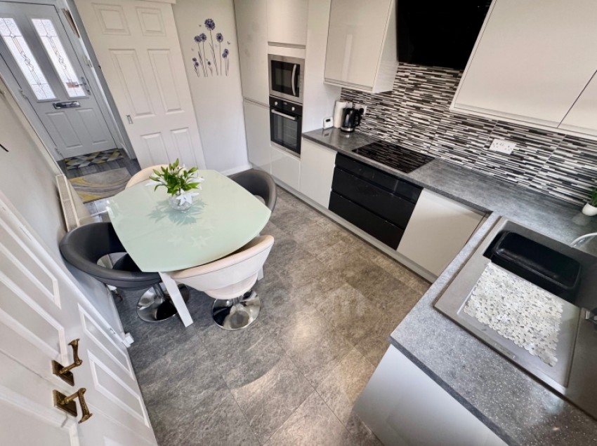 Images for 28 Chestnut Avenue, Beith, Ayrshire, KA15 1BD, UK