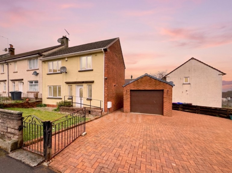 27 Oakwood Drive, Beith, Ayrshire, KA15 1BE, UK