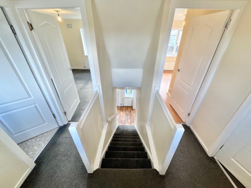 Images for 27 Oakwood Drive, Beith, Ayrshire, KA15 1BE, UK