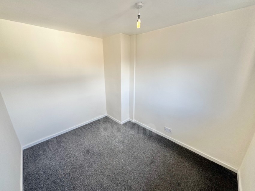 Images for 27 Oakwood Drive, Beith, Ayrshire, KA15 1BE, UK