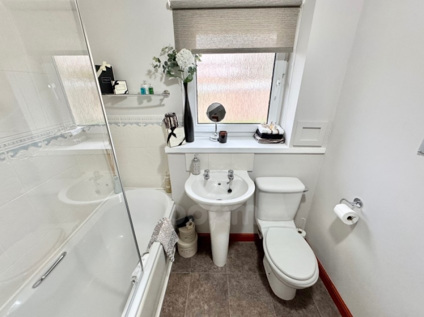 Images for 5d Queen Elizabeth Gardens, Clydebank, Dunbartonshire, G81 3BX, UK