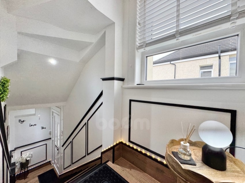 Images for 24b Floorsburn Crescent, Johnstone, Renfrewshire, PA5 8PF, UK