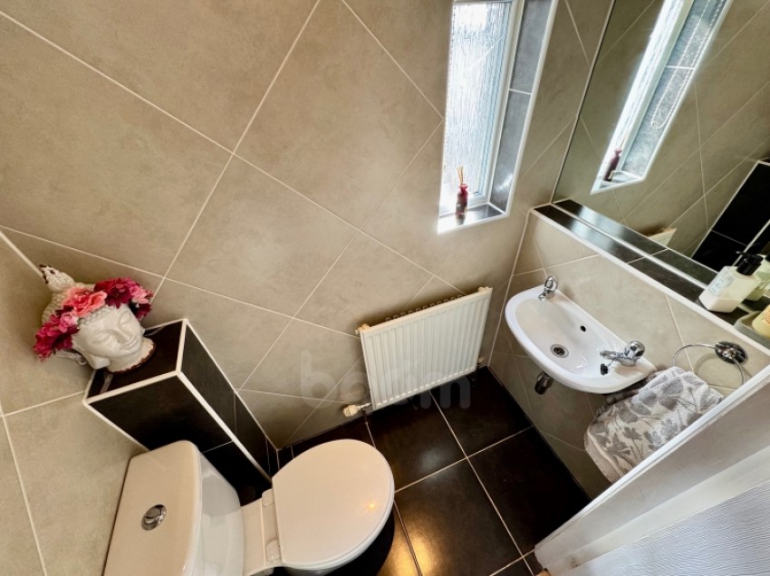 Images for 40 Reform Street, Beith, Ayrshire, KA15 2AE, UK