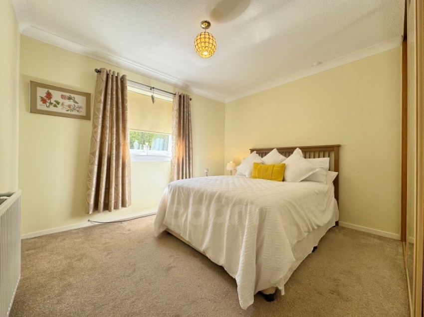 Images for 26 Harvey Terrace, Lochwinnoch, Renfrewshire, PA12 4HB, UK