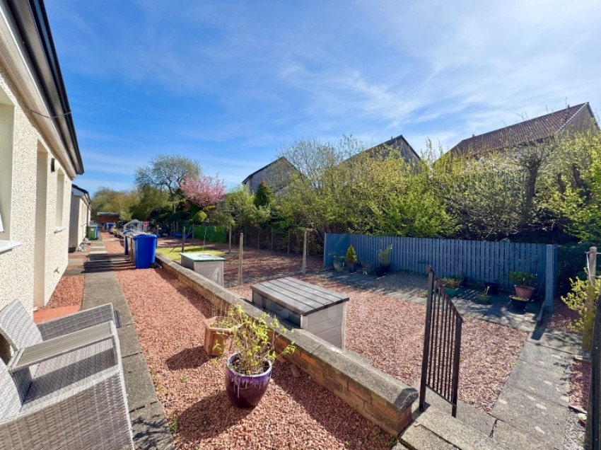 Images for 26 Harvey Terrace, Lochwinnoch, Renfrewshire, PA12 4HB, UK